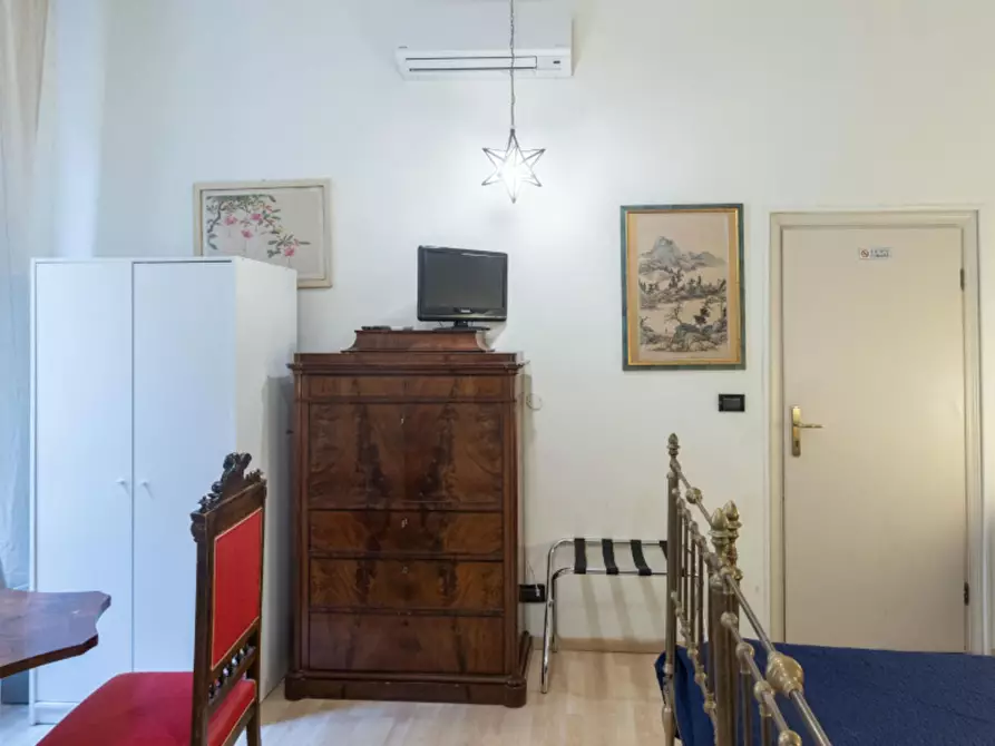 Immagine 6 di Camera in affitto  in Via del Carro a Bologna