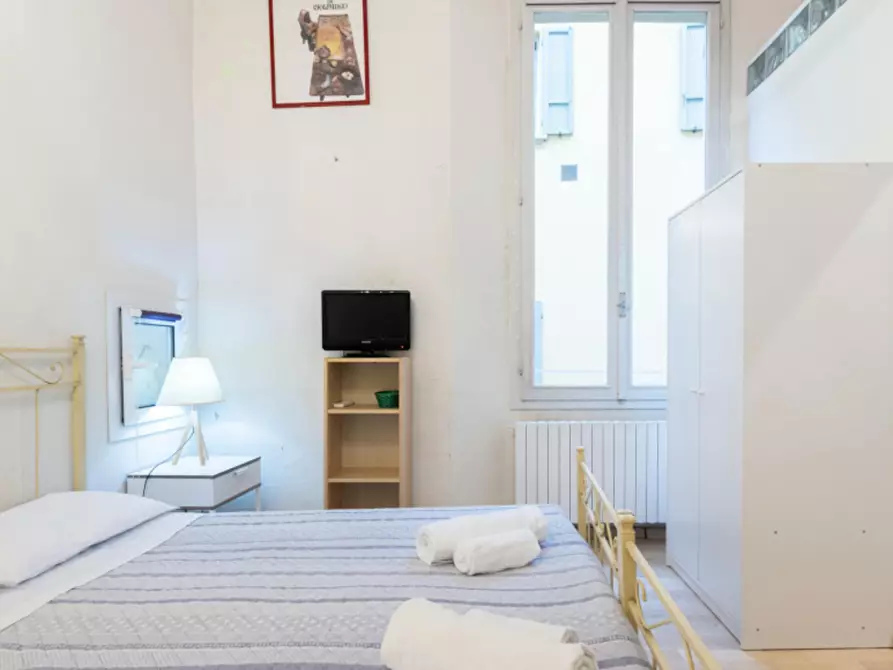 Immagine 3 di Camera in affitto  in Via del Carro a Bologna