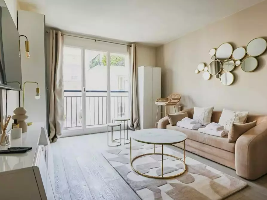 Immagine 1 di Appartamento in affitto  in Rue Frédéric Passy a Neuilly-sur-Seine