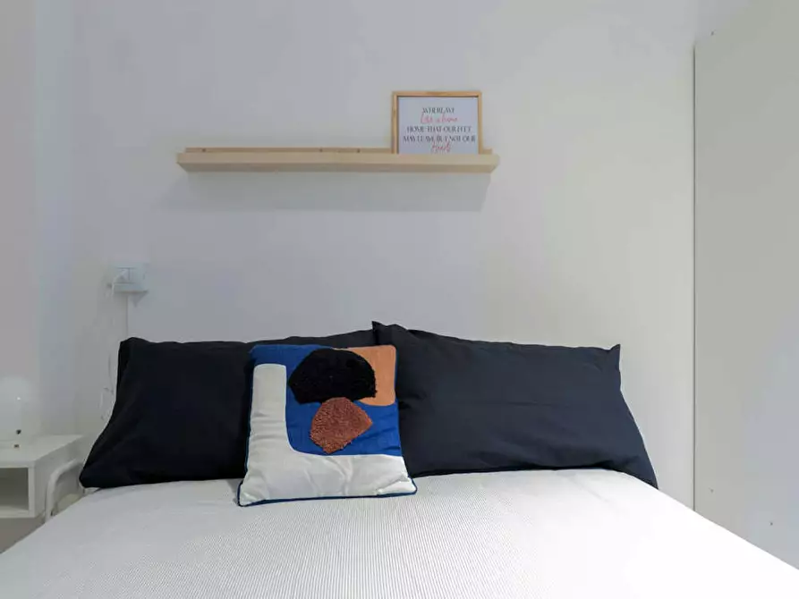 Immagine 3 di Camera in affitto  in Via Breglio a Torino