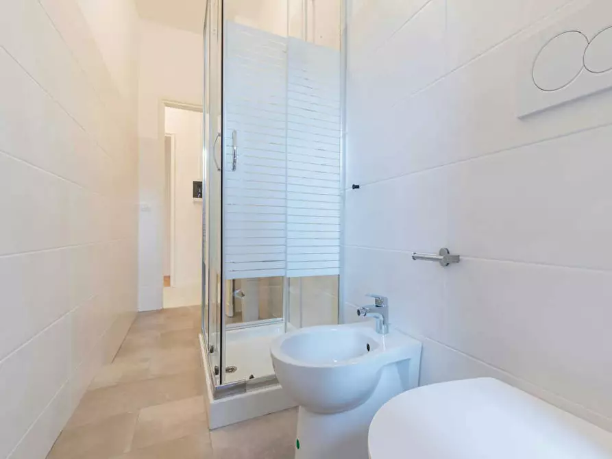 Immagine 10 di Camera in affitto  in Via Breglio a Torino