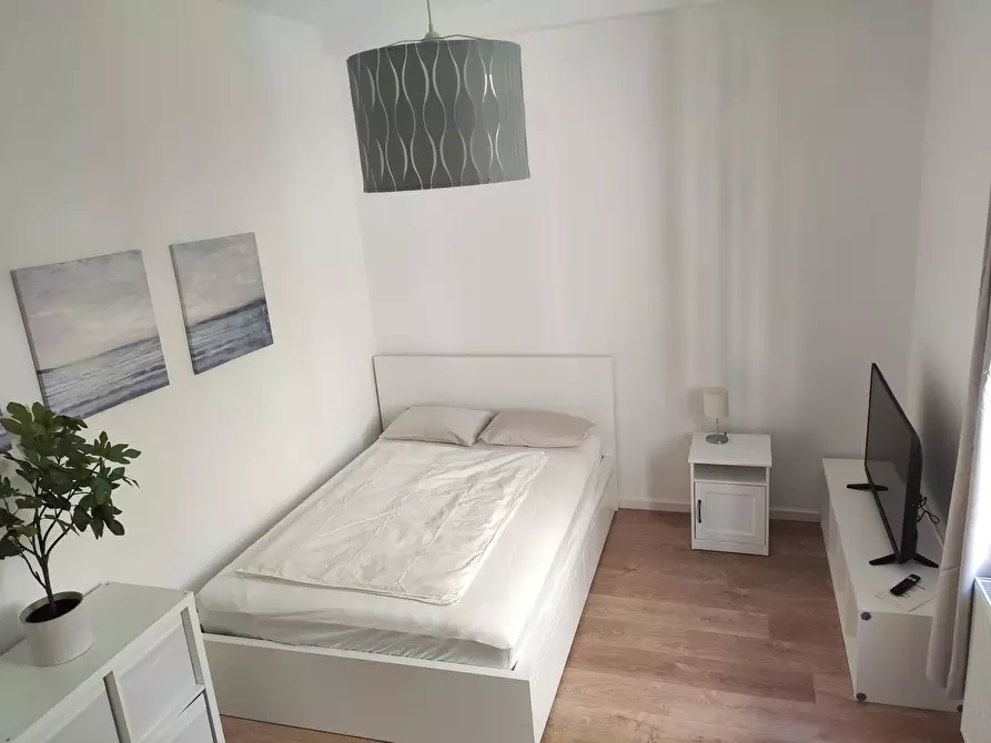 Immagine 2 di Appartamento in affitto  in Von-Sparr-Straße a Köln