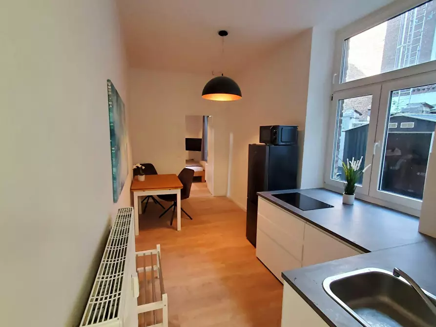 Immagine 1 di Appartamento in affitto  in Marienstraße a Köln