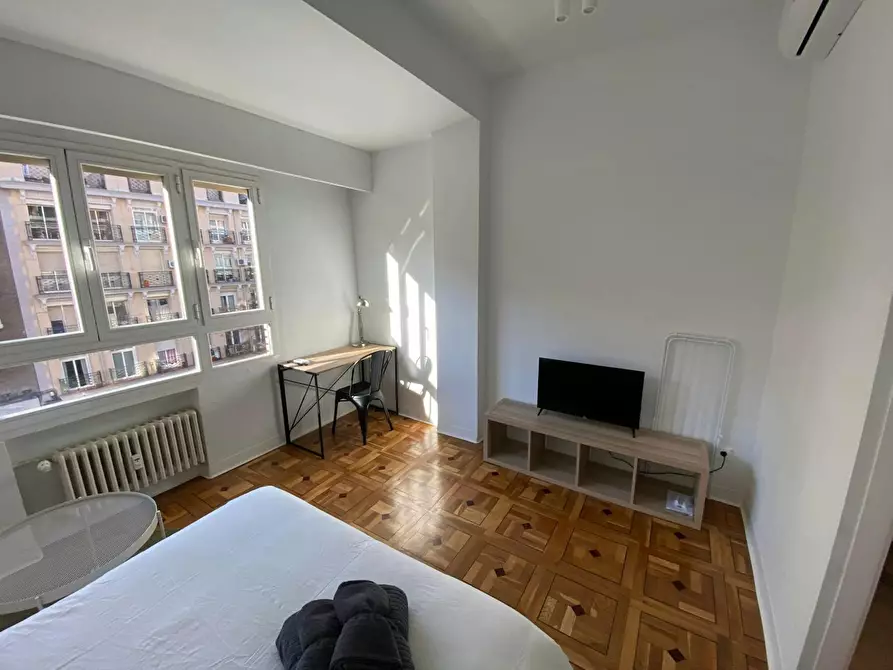 Immagine 6 di Camera in affitto  in Calle de Manuel Luna a Madrid