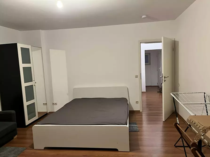 Immagine 1 di Camera in affitto  in Eisenzahnstraße a Berlin