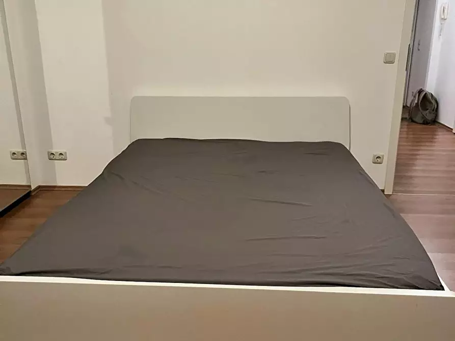 Immagine 2 di Camera in affitto  in Eisenzahnstraße a Berlin