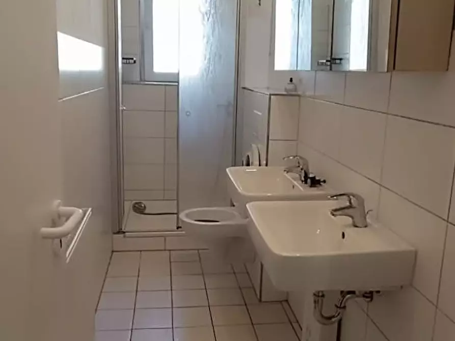 Immagine 7 di Camera in affitto  in Schwanenwall a Dortmund