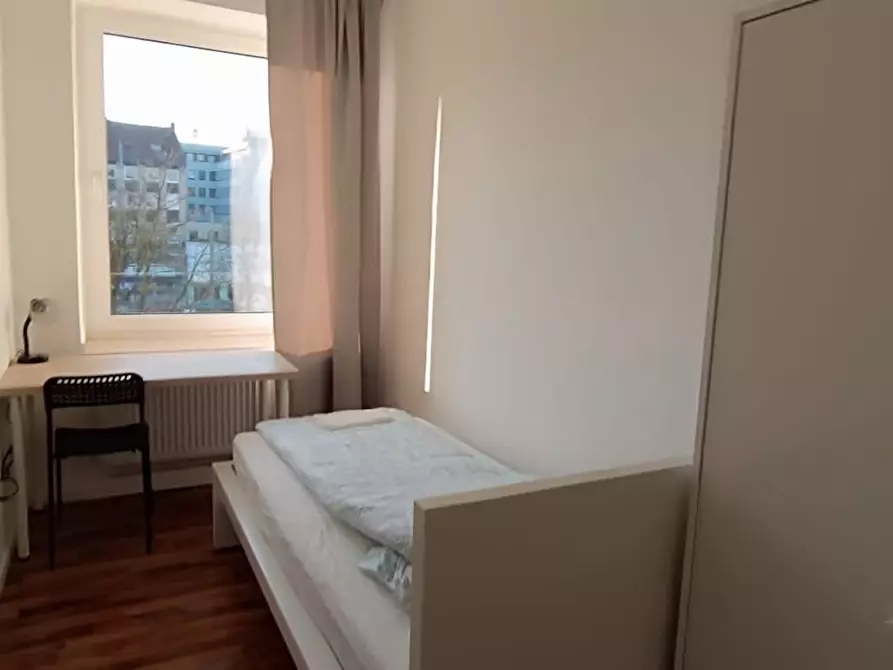 Immagine 1 di Camera in affitto  in Schwanenwall a Dortmund