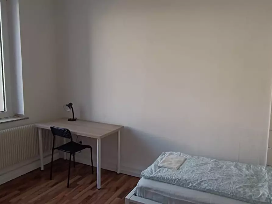 Immagine 3 di Camera in affitto  in Schwanenwall a Dortmund