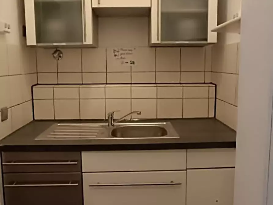 Immagine 9 di Camera in affitto  in Schwanenwall a Dortmund