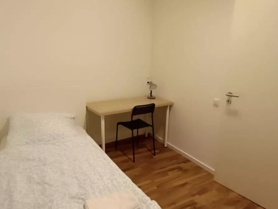 Immagine 1 di Camera in affitto  in Schwanenwall a Dortmund
