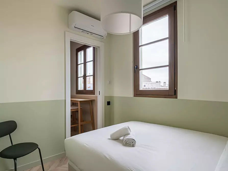 Immagine 2 di Appartamento in affitto  in Carrer de Llull a Barcelona