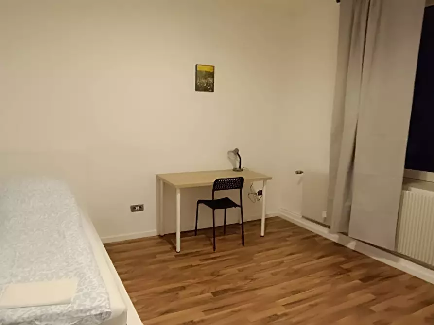 Immagine 1 di Camera in affitto  in Schwanenwall a Dortmund