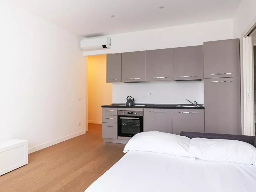 Immagine 10 di Appartamento in affitto  in Via Melchiorre Gioia a Milano