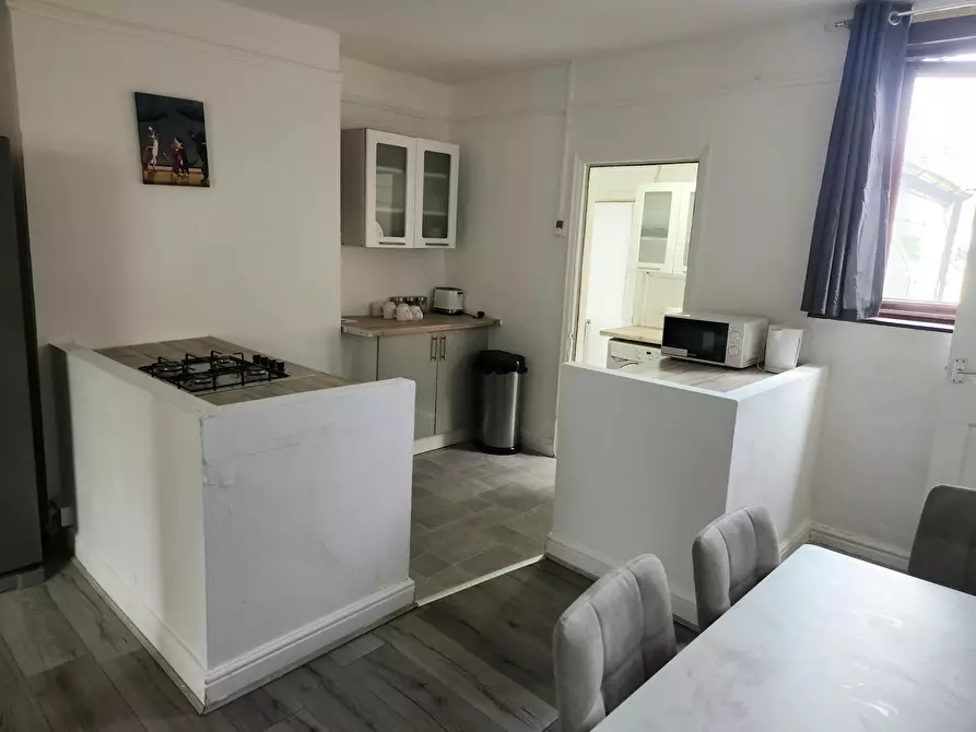 Immagine 5 di Casa indipendente in affitto  in King's Crescent a Conisbrough