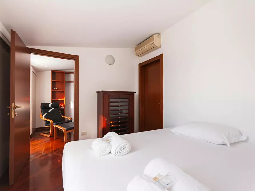 Immagine 2 di Appartamento in affitto  in Via Nicola Piccinni a Milano