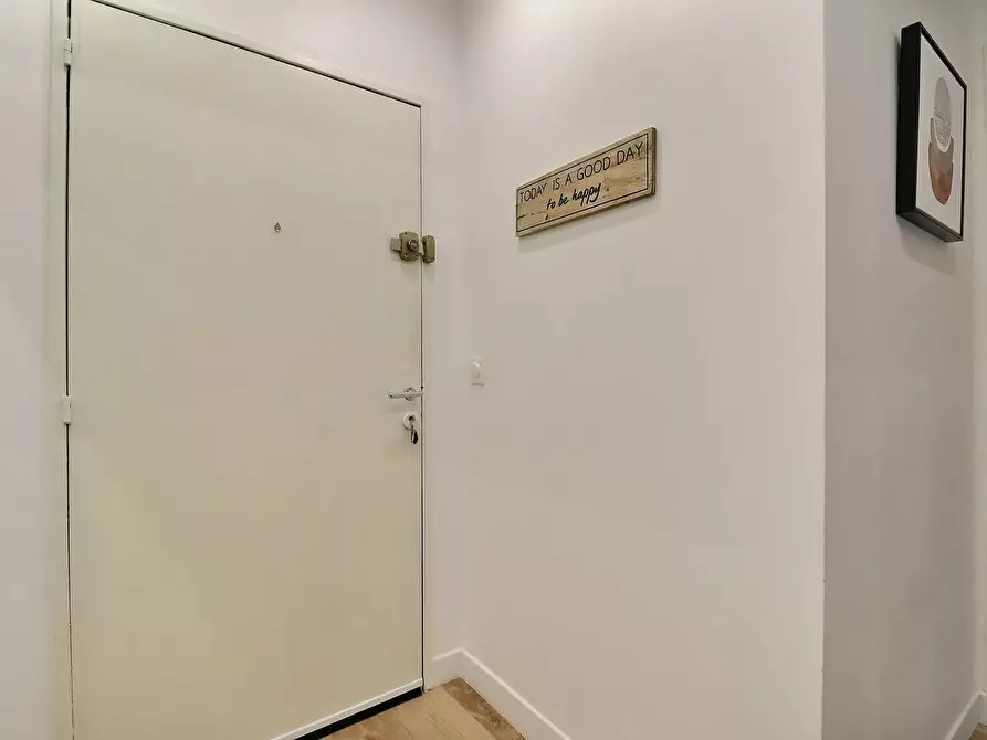 Immagine 4 di Appartamento in affitto  in Rue Michel Ange a Paris 16
