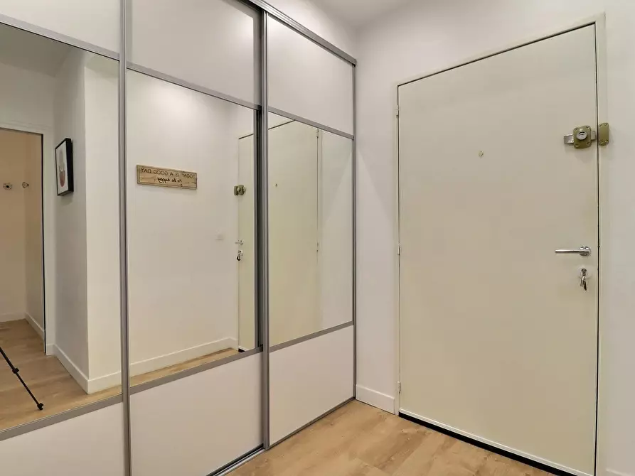Immagine 3 di Appartamento in affitto  in Rue Michel Ange a Paris 16