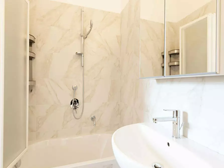 Immagine 7 di Camera in affitto  in Viale Carlo Espinasse a Milano