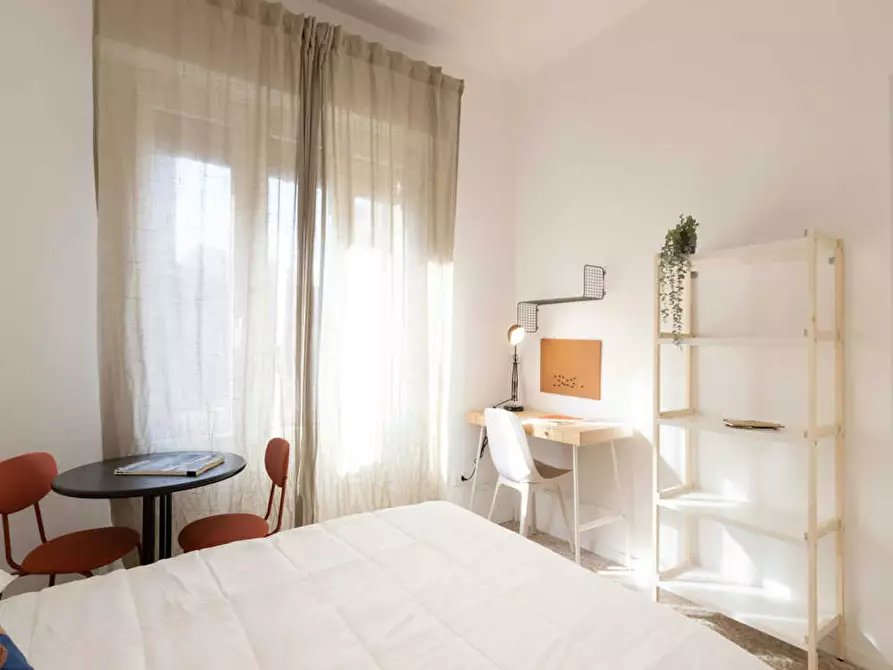 Immagine 5 di Camera in affitto  in Viale Carlo Espinasse a Milano