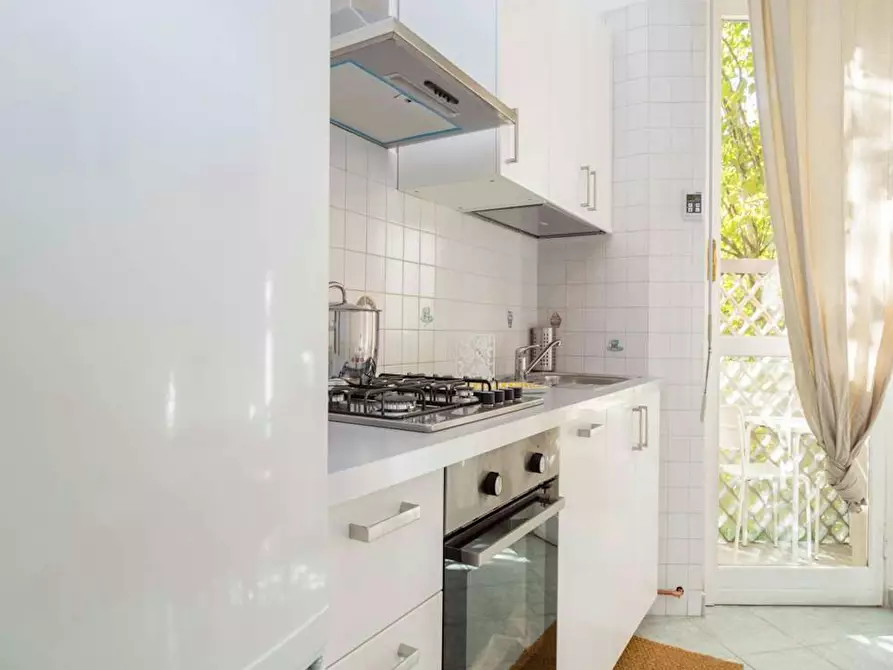 Immagine 9 di Camera in affitto  in Via dei Pioppi a Buccinasco