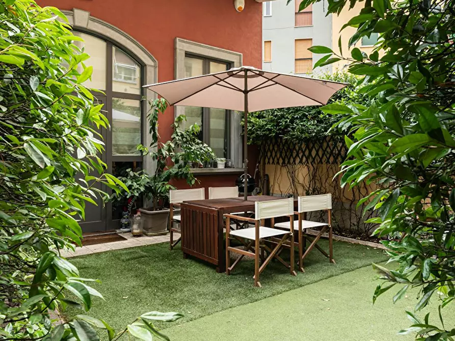 Immagine 1 di Appartamento in affitto  in Via Pisanello a Milano