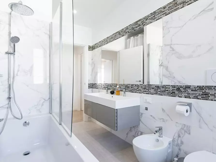 Immagine 10 di Appartamento in affitto  in Via Felice Casati a Milano