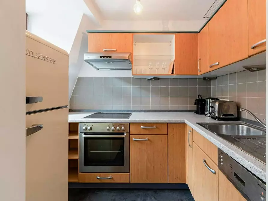 Immagine 5 di Appartamento in affitto  in Louisenstraße a Dresden