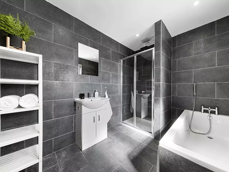 Immagine 6 di Casa indipendente in affitto  in Saint Andrews Road a 