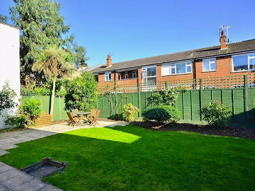 Immagine 6 di Appartamento in affitto  in Balfern Street a Wandsworth
