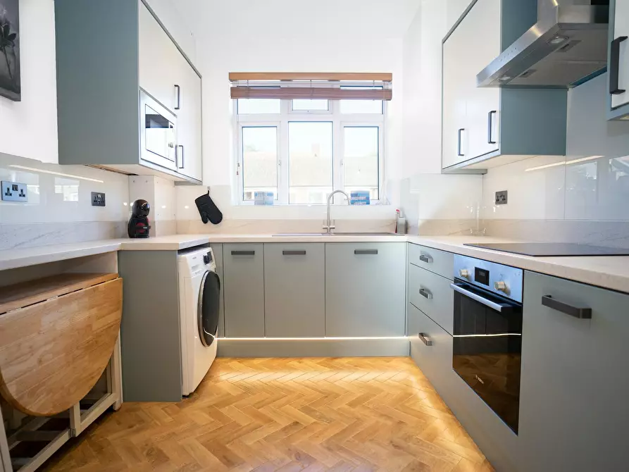 Immagine 2 di Appartamento in affitto  in Balfern Street a Wandsworth