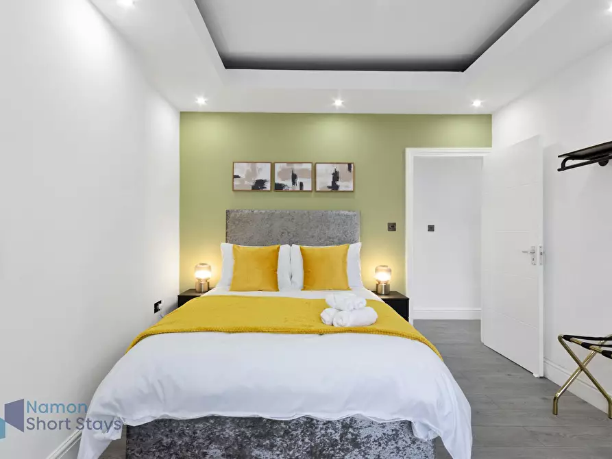 Immagine 10 di Casa indipendente in affitto  in Windermere Road a Croydon