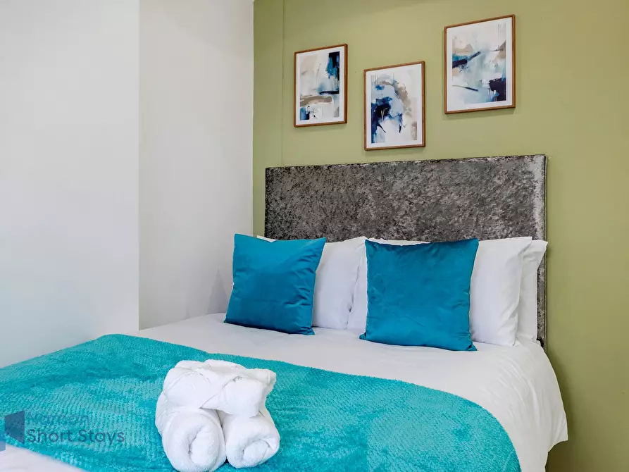 Immagine 6 di Casa indipendente in affitto  in Windermere Road a Croydon