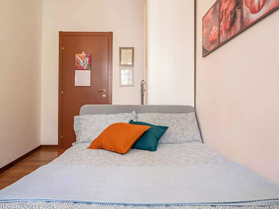 Immagine 2 di Camera in affitto  in Via Privata Umberto Fracchia a Milano