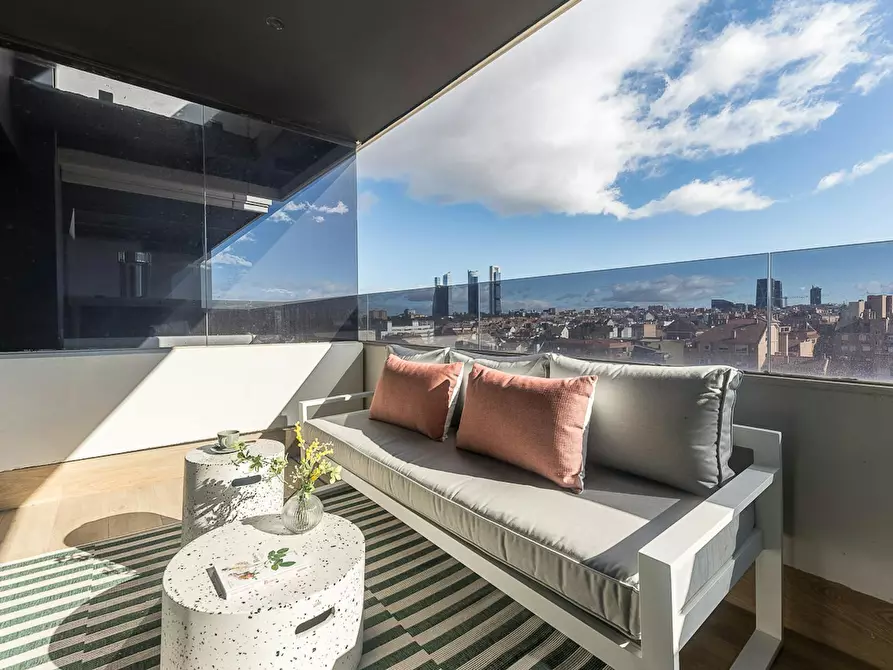 Immagine 7 di Appartamento in affitto  in Paseo de la Dirección a Madrid