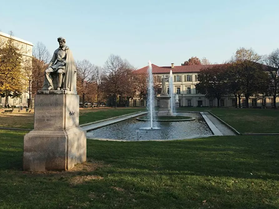 Immagine 2 di Camera in affitto  in Via dei Mille a Torino