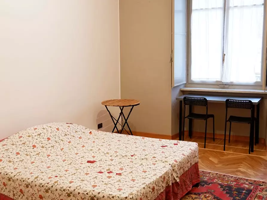 Immagine 4 di Camera in affitto  in Via dei Mille a Torino