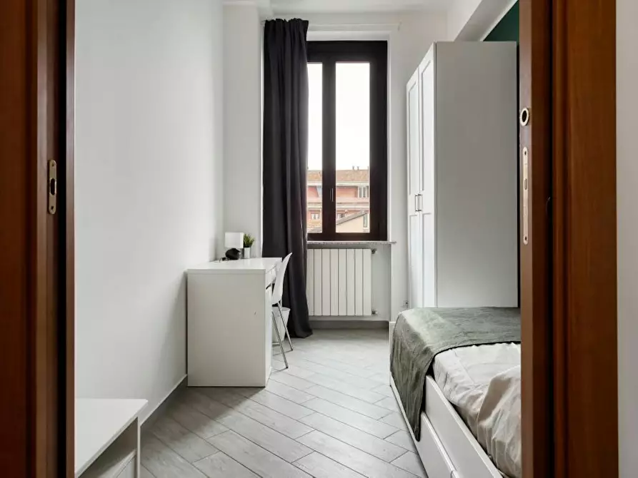 Immagine 1 di Camera in affitto  in Via Giovanni Pezzotti a Milano