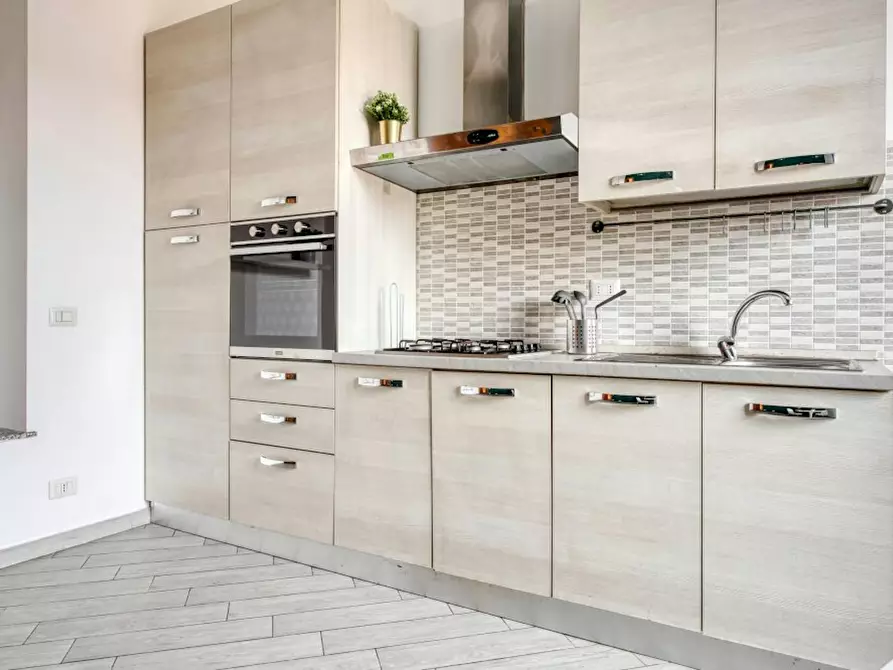 Immagine 6 di Camera in affitto  in Via Giovanni Pezzotti a Milano