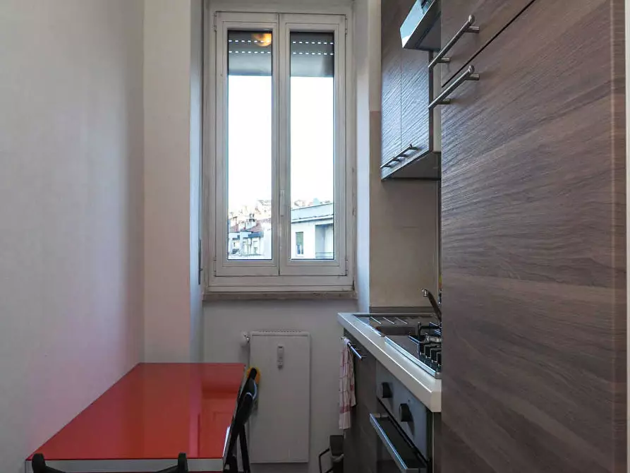 Immagine 8 di Camera in affitto  in Via Vincenzo Giordano Orsini a Milano