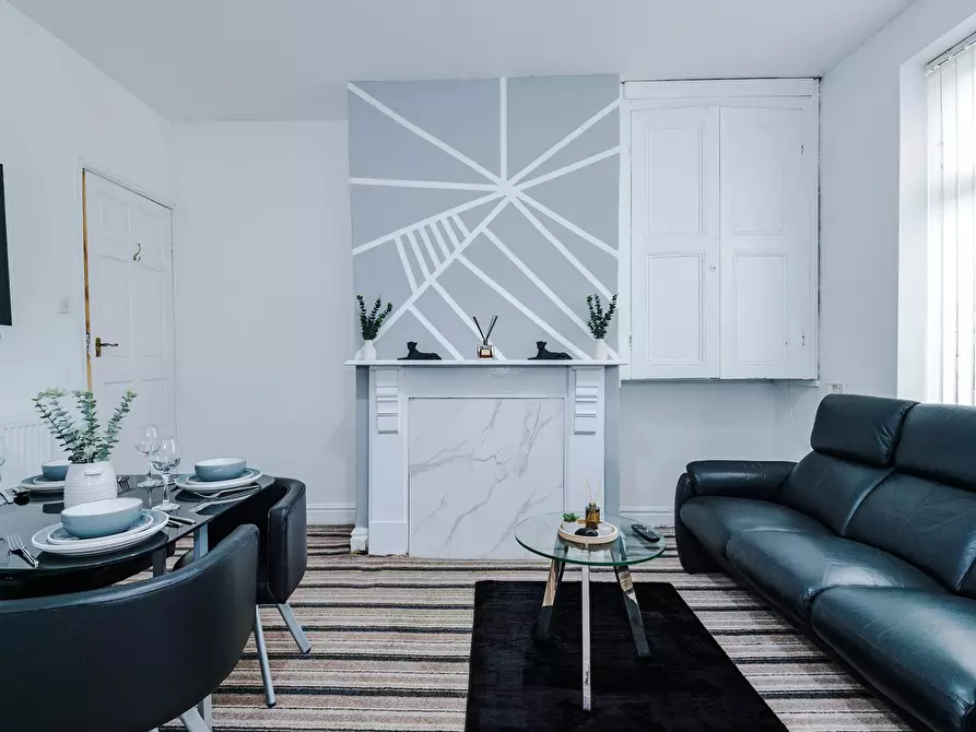 Immagine 3 di Casa indipendente in affitto  in Turner Place a Queensbury