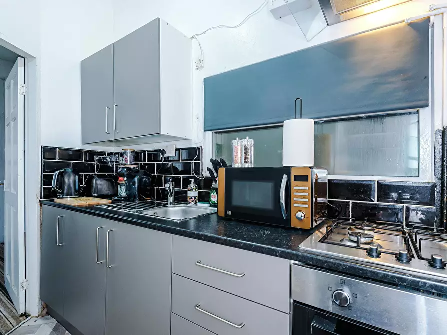 Immagine 10 di Casa indipendente in affitto  in Turner Place a Queensbury