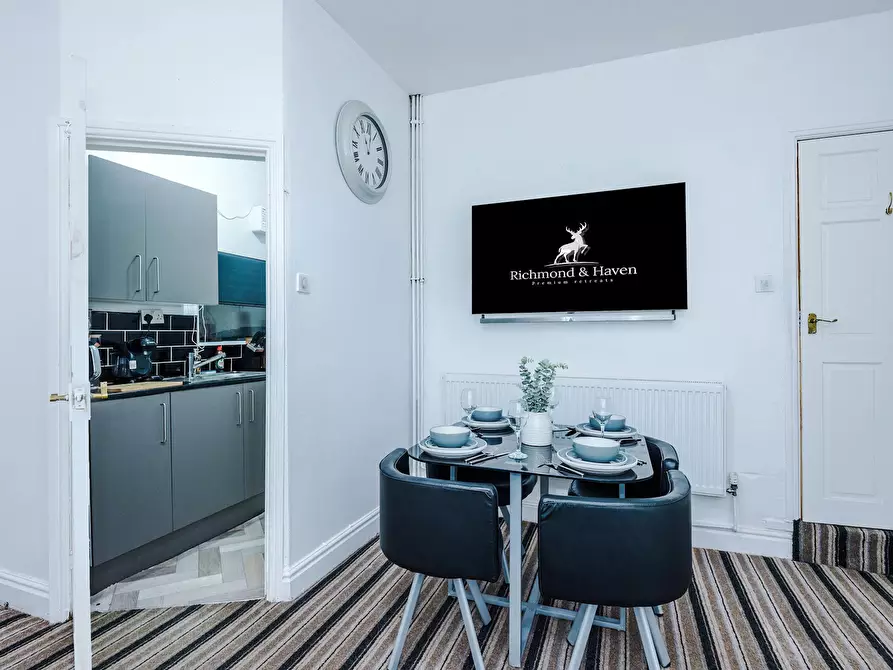 Immagine 8 di Casa indipendente in affitto  in Turner Place a Queensbury