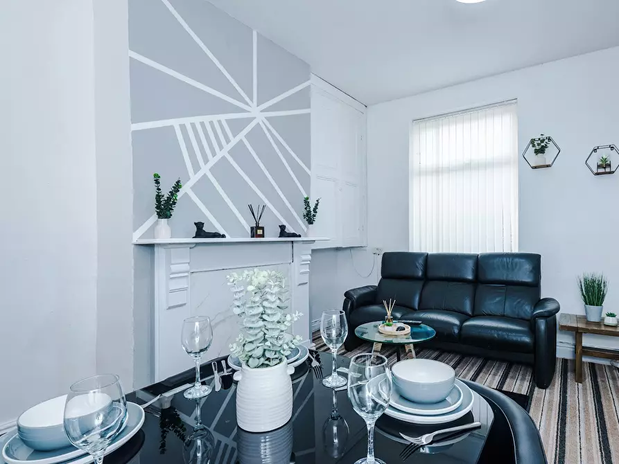 Immagine 7 di Casa indipendente in affitto  in Turner Place a Queensbury