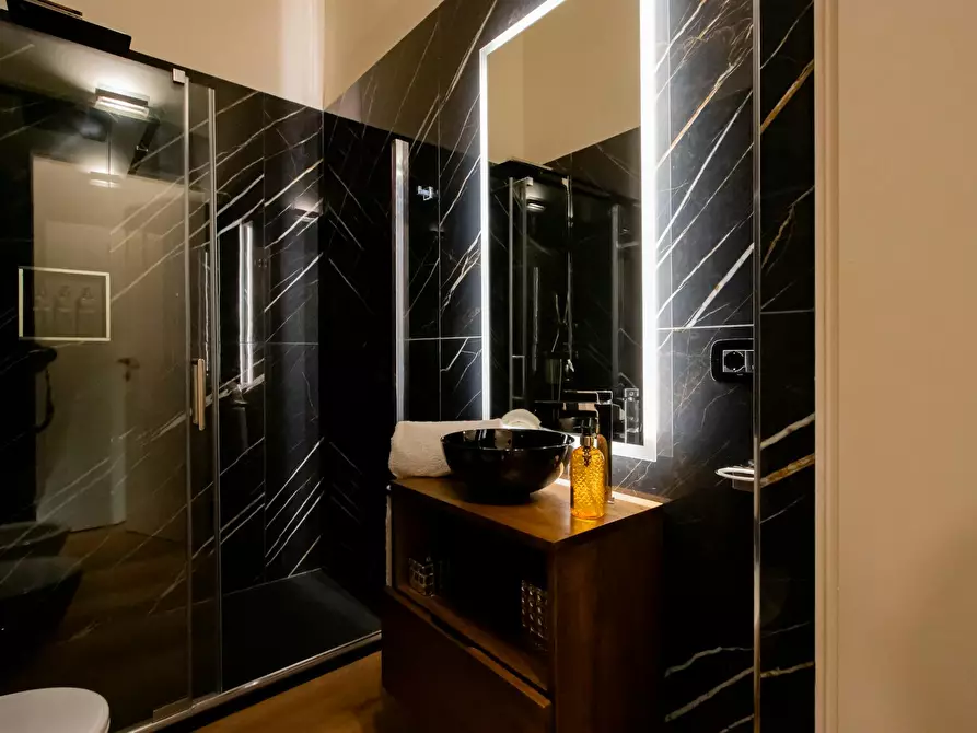 Immagine 9 di Appartamento in affitto  in Via Maria Vittoria a Torino