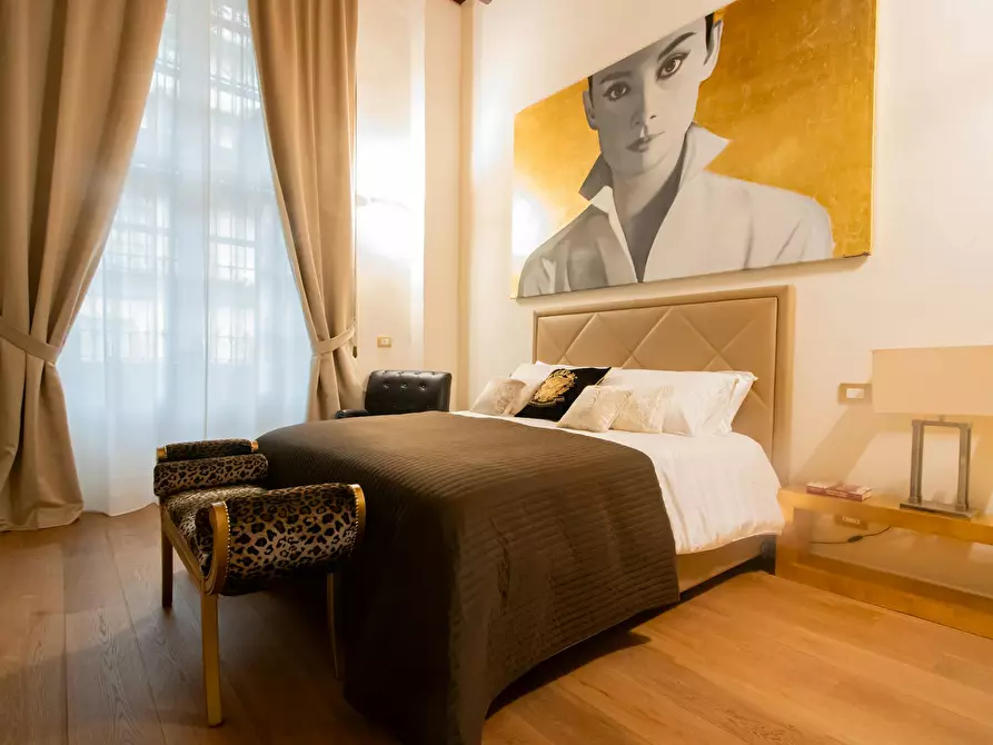 Immagine 2 di Appartamento in affitto  in Via Maria Vittoria a Torino