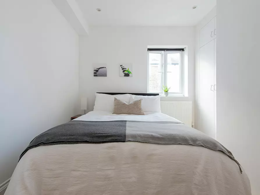 Immagine 7 di Appartamento in affitto  in Gunnersbury Avenue a Ealing