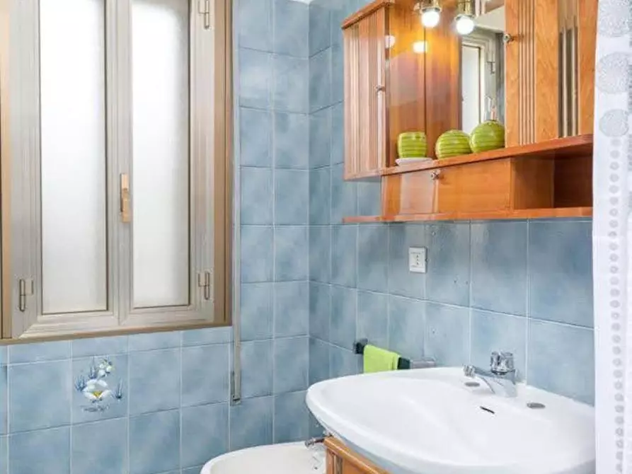 Immagine 5 di Camera condivisa in affitto  in Via Armando Diaz a Venezia