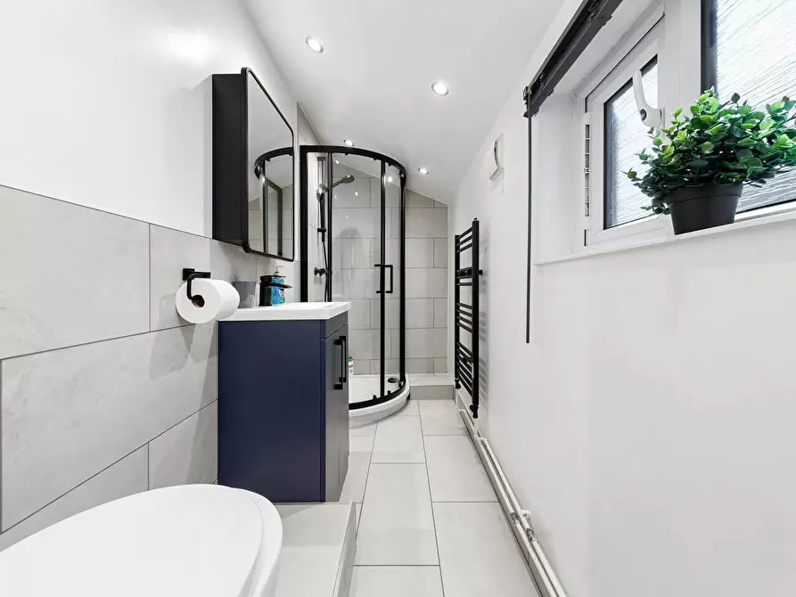 Immagine 8 di Appartamento in affitto  in Waterloo Road a 