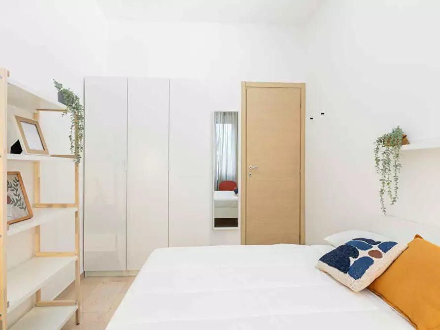 Immagine 5 di Camera in affitto  in Via Amatore Sciesa a Milano